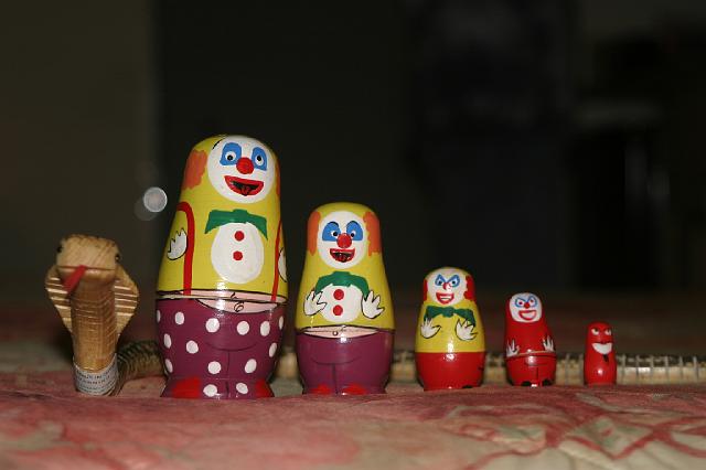 006 006.jpg - The snake and the evil clown nesting dolls